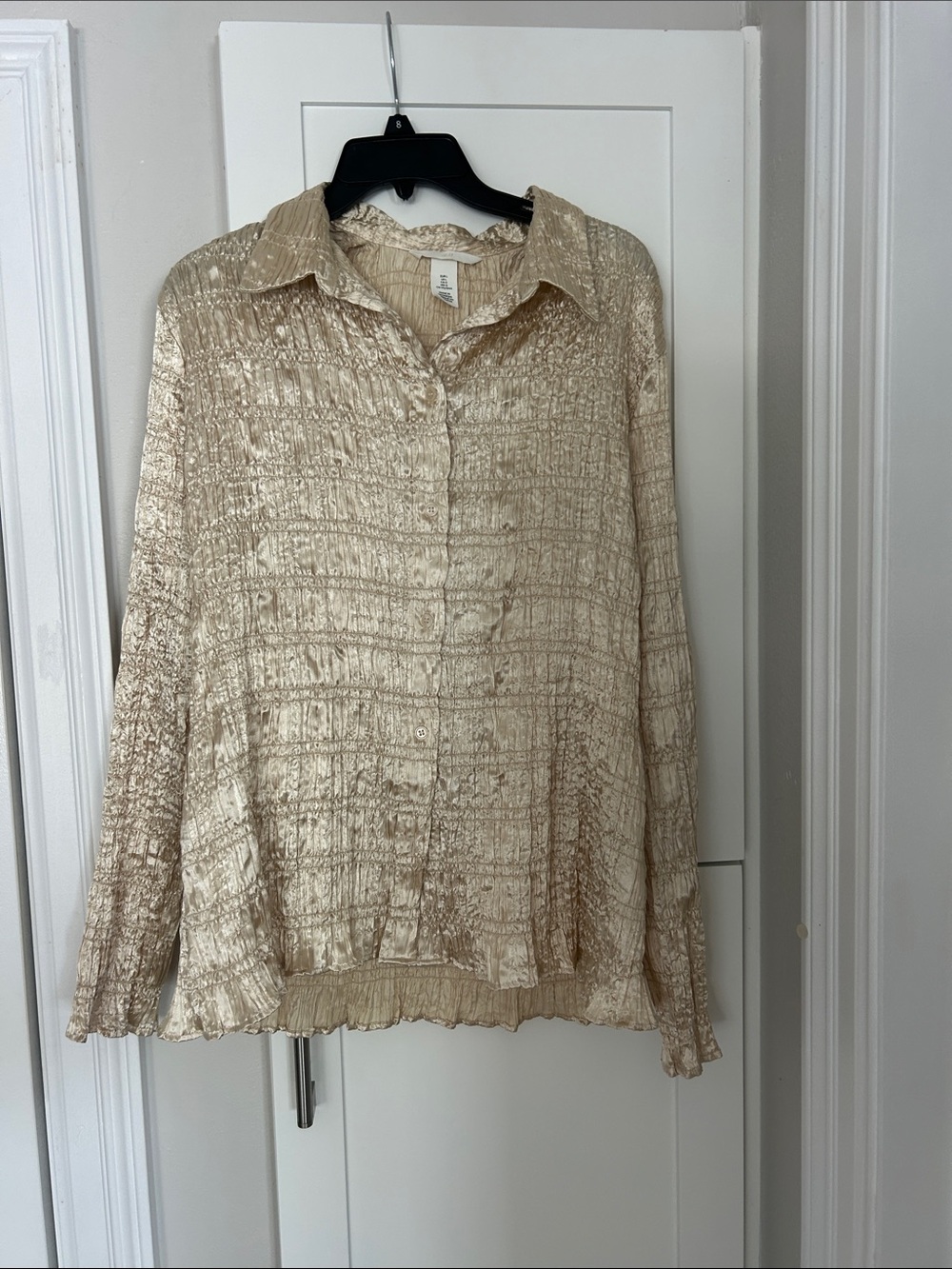 H&M Crinkled Satin Button-Down Shirt in Champagne/Gold Beige